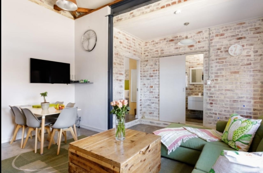 To Let 2 Bedroom Property for Rent in Walmer Estate Western Cape